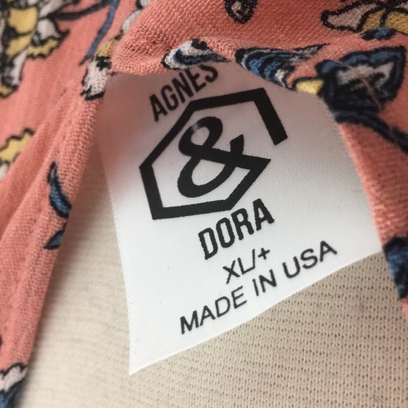 Agnes and Dora kimono - Picture 3 of 4